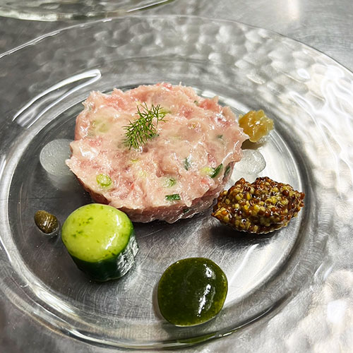 マグロのタルタル